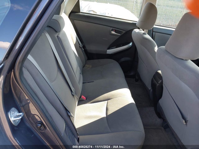 JTDKN3DU6F0404583 Toyota Prius Three