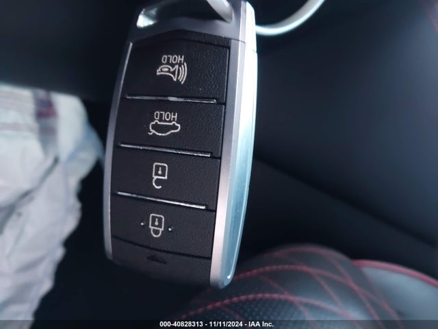 Genesis G70 2.0t Advanced 2019 KMTG44LAXKU020302 Image 11