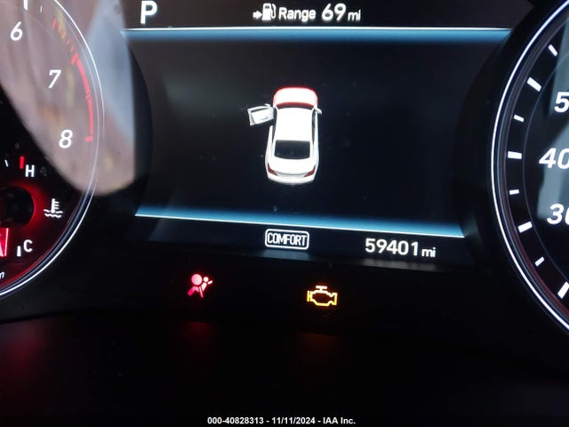 Genesis G70 2.0t Advanced 2019 KMTG44LAXKU020302 Image 16
