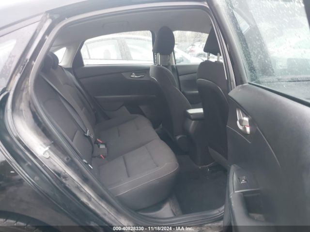 3KPF24ADXME344901 KIA FORTE FE