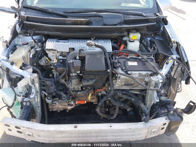Toyota Prius V Four 2016 JTDZN3EU5GJ053934 Image 10