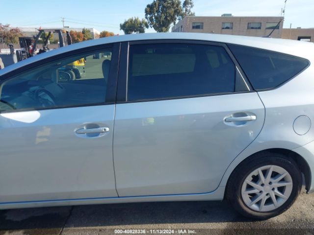 Toyota Prius V Four 2016 JTDZN3EU5GJ053934 Image 15