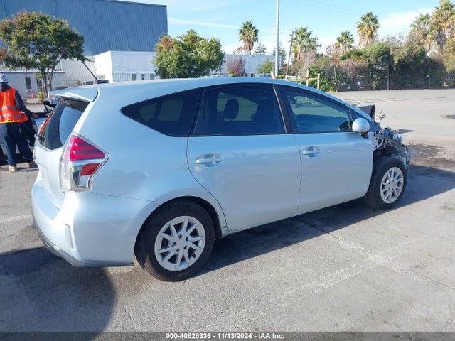 Toyota Prius V Four 2016 JTDZN3EU5GJ053934 Image 4