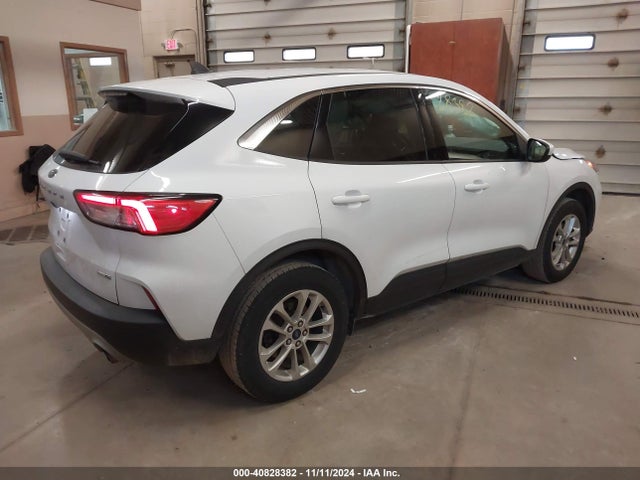 Ford ESCAPE SE 2020 1FMCU9G65LUB60416 Image 4