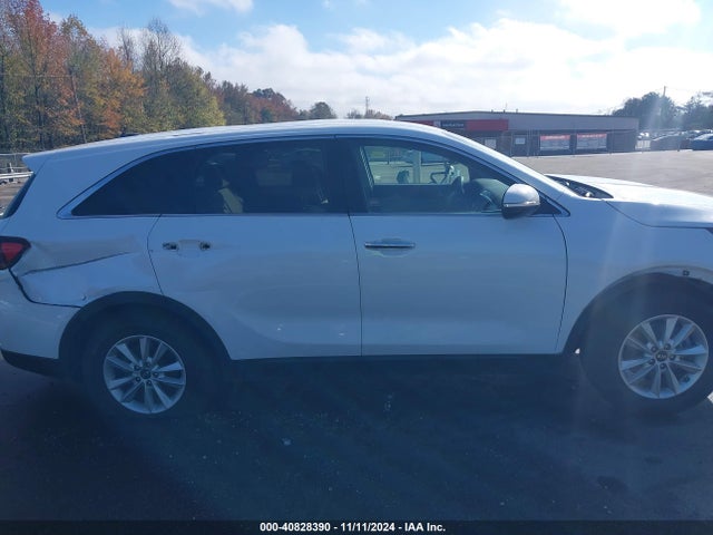5XYPG4A58KG493709 KIA Sorento 3.3l Lx