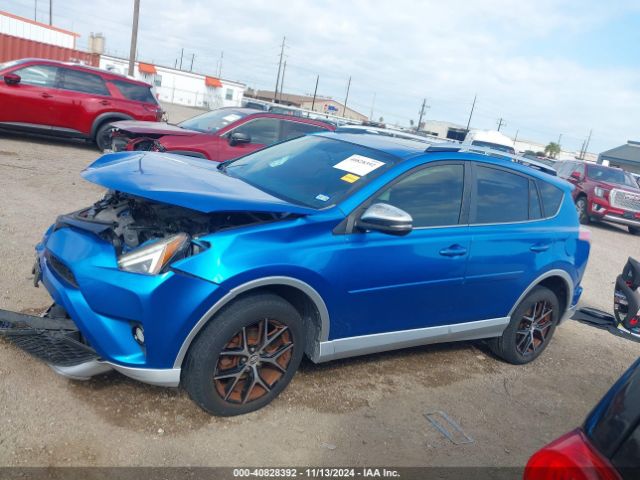 JTMNFREV1GJ078059 Toyota RAV4 SE