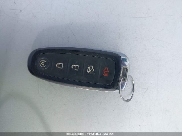 1FMCU9J98EUB94971 Ford Escape Titanium