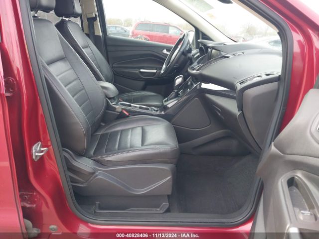 1FMCU9J98EUB94971 Ford Escape Titanium
