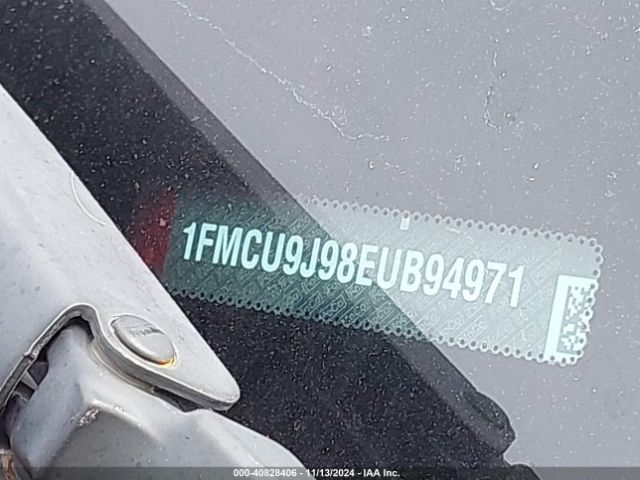 1FMCU9J98EUB94971 Ford Escape Titanium