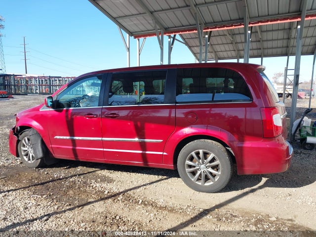 2C4RC1HG7FR562269 Chrysler Town & Country S