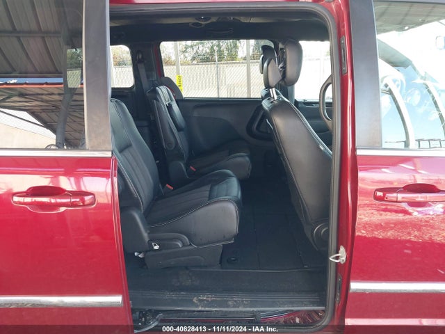 2C4RC1HG7FR562269 Chrysler Town & Country S