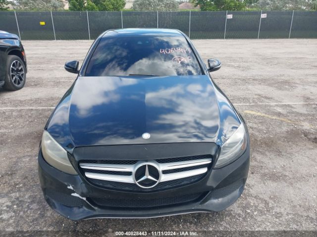 55SWF4JB7GU131629 Mercedes-Benz C 300 Luxury/sport