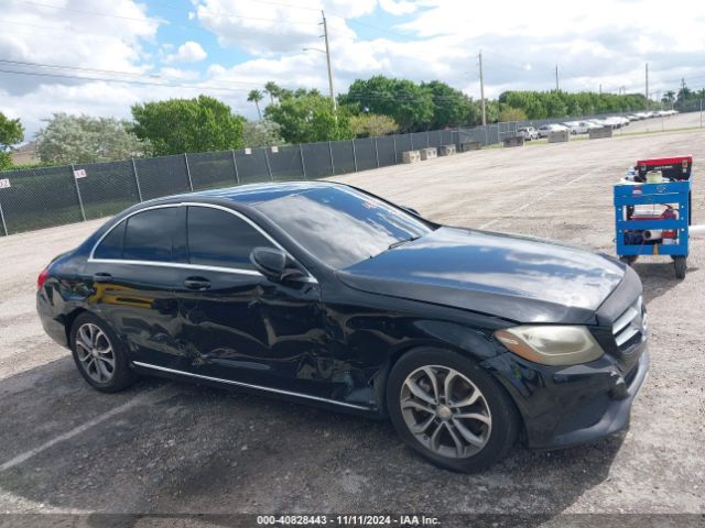 55SWF4JB7GU131629 Mercedes-Benz C 300 Luxury/sport