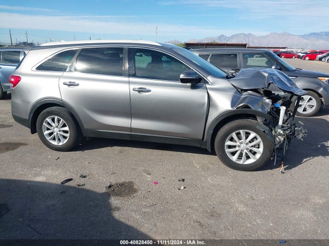 5XYPG4A33GG079162 KIA Sorento 2.4l Lx