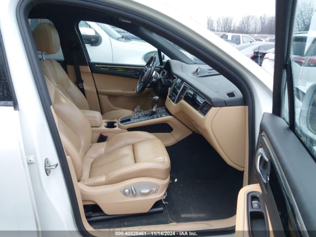 WP1AA2A59JLB15931 Porsche Macan Sport Edition