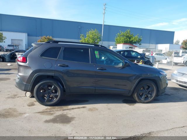 1C4PJLAB1HW578503 Jeep Cherokee Altitude Fwd