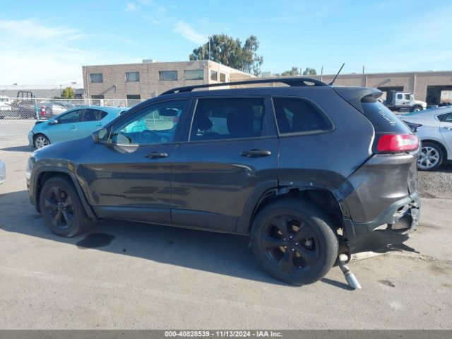 1C4PJLAB1HW578503 Jeep Cherokee Altitude Fwd