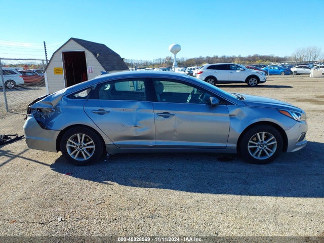 Hyundai Sonata 2017 5NPE24AF0HH517162 Image 13