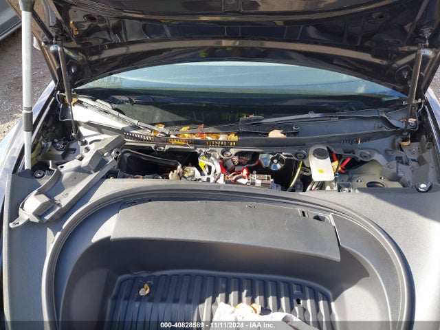 2024 TESLA MODEL 3 5YJ3E1EA5RF735545 Photo 9