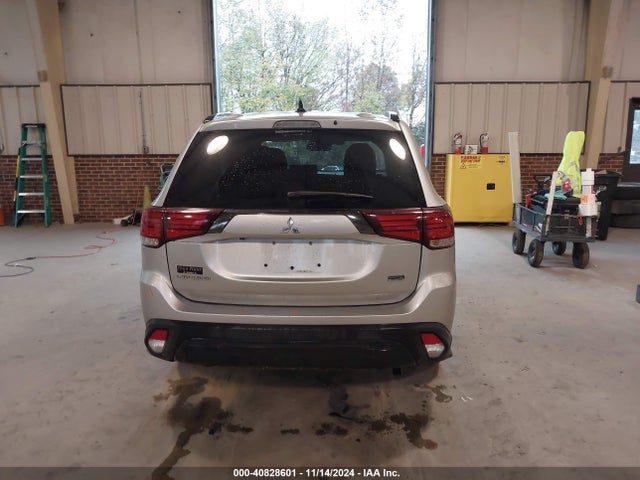 Mitsubishi Outlander Sp 2.4 2020 JA4AD3A3XLZ038719 Image 17