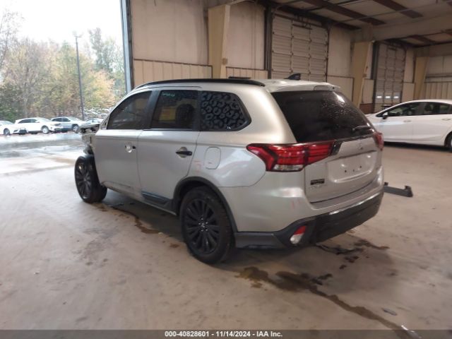 2020 MITSUBISHI OUTLANDER JA4AD3A3XLZ038719 Photo 2