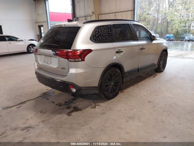 2020 MITSUBISHI OUTLANDER JA4AD3A3XLZ038719 Photo 3