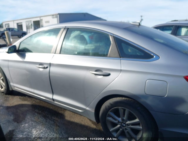 Hyundai SONATA SE 2017 5NPE24AFXHH495834 Image 15