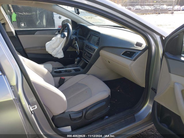 Hyundai SONATA SE 2017 5NPE24AFXHH495834 Image 5