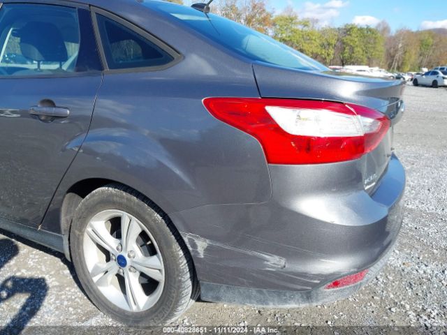 1FADP3F24EL426860 Ford FOCUS SE
