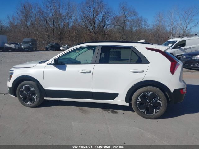 KNDCR3L18P5054734 KIA Niro Ev Wind