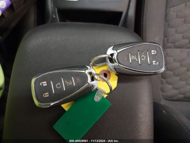 3GNAXSEV7JL356229 Chevrolet EQUINOX LT