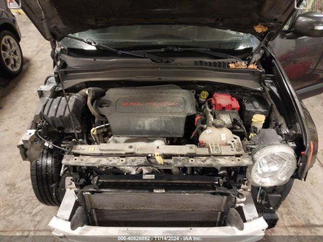 ZACCJBBB8JPH69460 Jeep Renegade Altitude 4x4