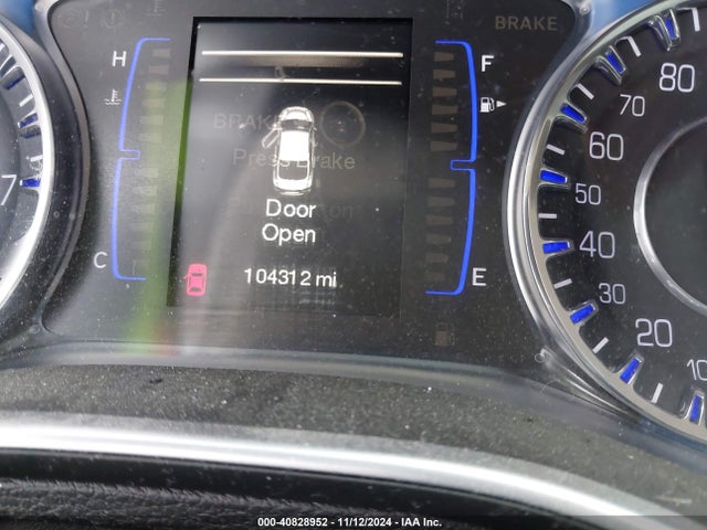 Chrysler 200 Limited 2015 1C3CCCAB5FN759491 Image 16