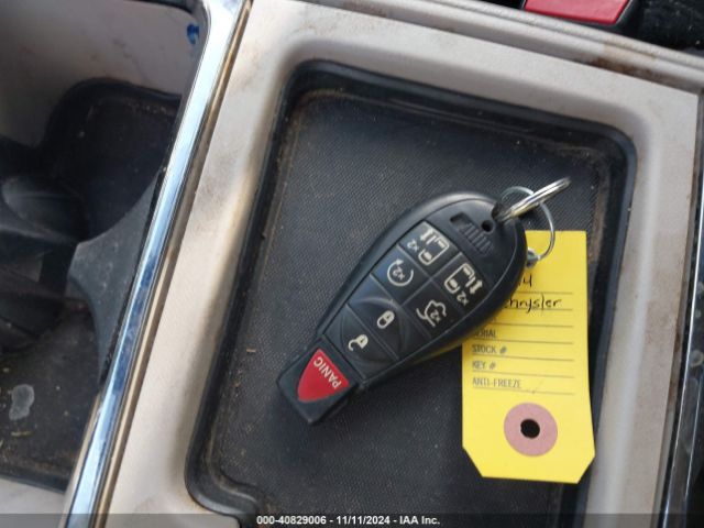 2C4RC1CG8ER199924 Chrysler Town & Country Touring-l