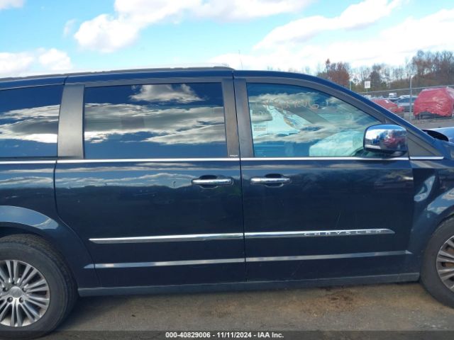 2C4RC1CG8ER199924 Chrysler Town & Country Touring-l