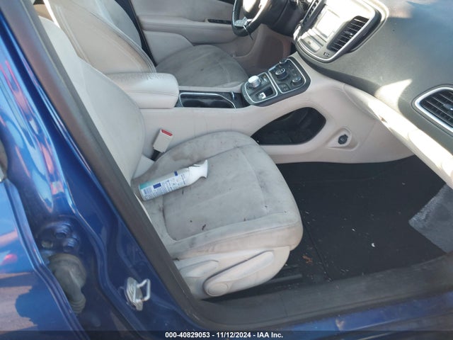 1C3CCCAB3FN556230 Chrysler 200 Limited