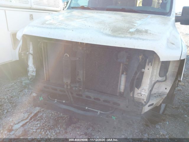 1N6BF0KM8GN806797 Nissan Nv Cargo Nv1500 S V6