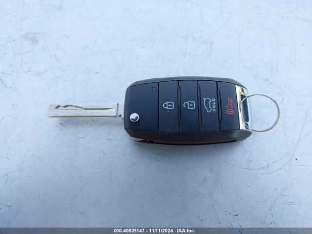 KNDJN2A21K7025680 KIA Soul