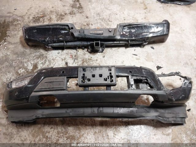 1FTFW1E81NFB52645 Ford F-150 Xlt