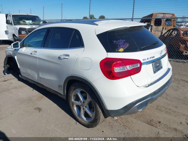 WDCTG4GB5JJ407020 Mercedes-Benz Gla 250 4matic