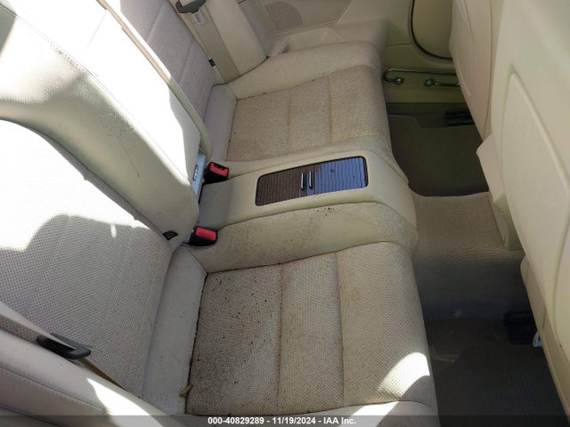 Mercedes-Benz E 350 2014 WDDKK5KF7EF257491 Image 8