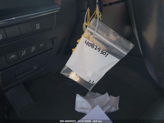 3MZBPBDM1LM133040 Mazda Mazda3 Preferred Package