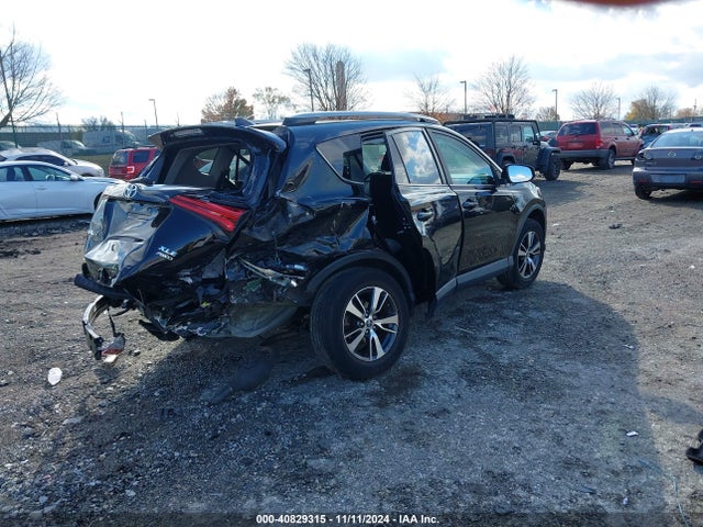Toyota Rav4 Xle 2018 2T3RFREV3JW734840 Image 4