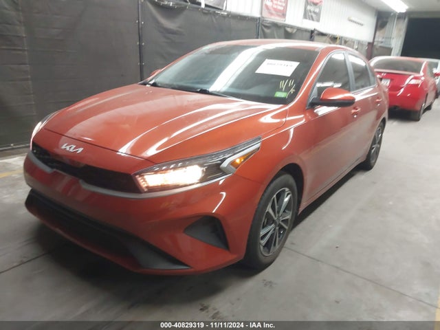 KIA Forte Lxs 2023 3KPF24AD9PE557701 Image 2