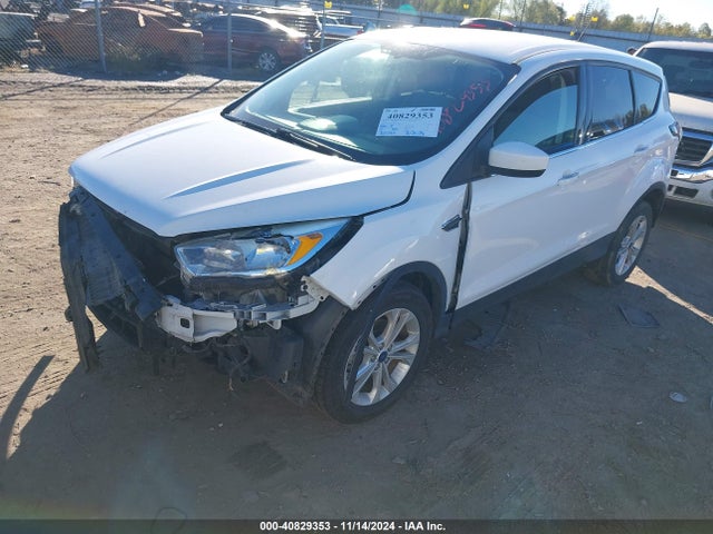 Ford ESCAPE SE 2017 1FMCU0GD2HUB05293 Image 2