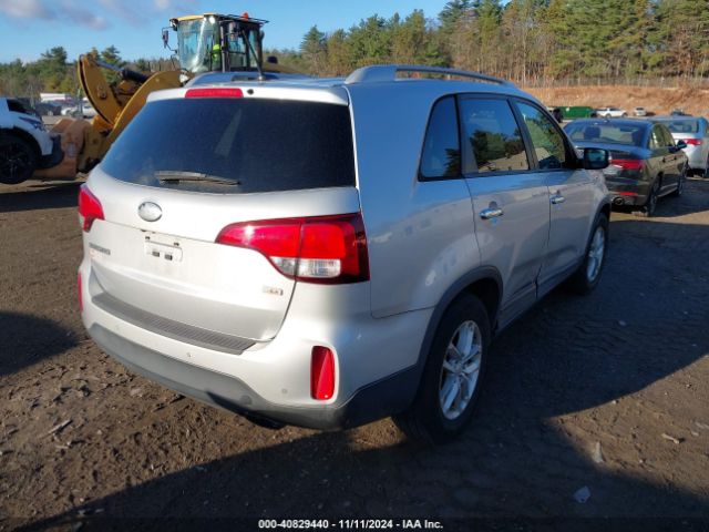5XYKTCA64FG558117 KIA SORENTO LX