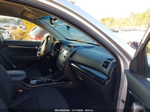 5XYKTCA64FG558117 KIA SORENTO LX