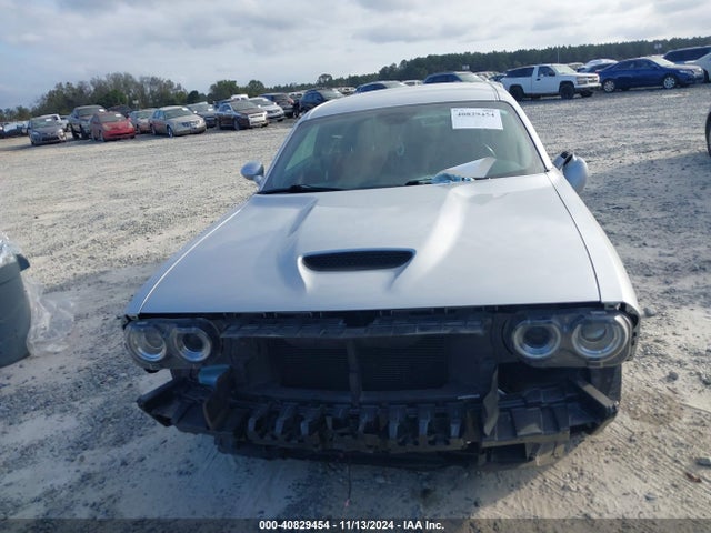 2C3CDZJG0NH122575 Dodge Challenger Gt
