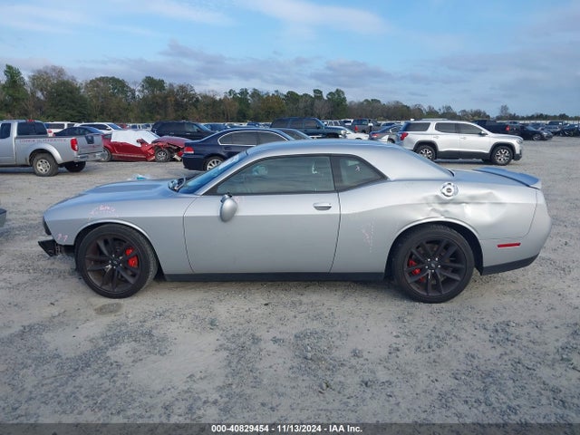 2C3CDZJG0NH122575 Dodge Challenger Gt