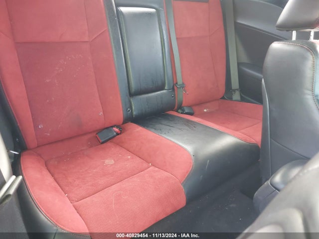 2C3CDZJG0NH122575 Dodge Challenger Gt